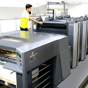 Commercial Oﬀset Printing